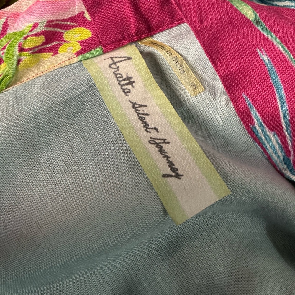 Aratta Silent Journey Kimono Robe Peacock Floral Print pearl embroidered Small - Picture 15 of 16